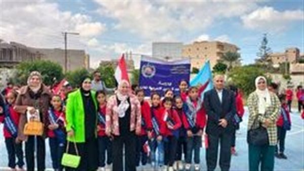 وكيل تعليم مطروح يشهد برنامج محاكاة للاستحقاق الديمقراطي