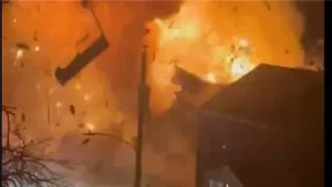فلسطين.. انفجارات قوية واشتباكات عنيفة في خان يونس