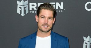 يوضح كريج كونوفر من Southern Charm أنه لم يكن يشرب الكحول أثناء التصوير خلف عجلة القيادة