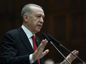 أردوغان يحذر إسرائيل من اغتيال أعضاء حماس في تركيا