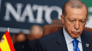 وفيما يلي ما يجب معرفته عن قرار تركيا بالمضي قدمًا في محاولة السويد للانضمام إلى حلف شمال الأطلسي (الناتو).