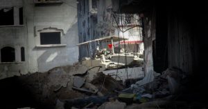 القسام تدمر دبابات وتقتل 21 جنديا والاحتلال يقر بخسائر فادحة في معارك طاحنة