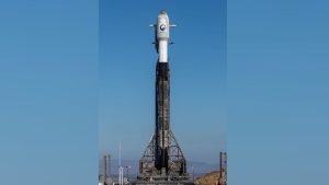 كوريا الجنوبية تستعد لإطلاق أول قمر صناعي للتجسس بالتعاون مع شركة SpaceX