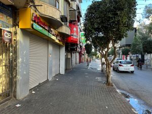 إضراب شامل بمدن عربية تنديدا بالحرب على غزة