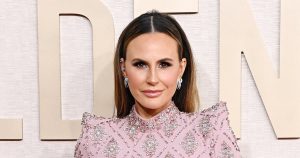 Keltie Knight يخطئ في وضع ماسة “أخرى” بعد خسارته حجرًا عيار 4 قيراط في حفل توزيع جوائز Golden Globes