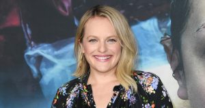نجمة فيلم The Handmaid’s Tale إليزابيث موس حامل وتنتظر طفلها الأول