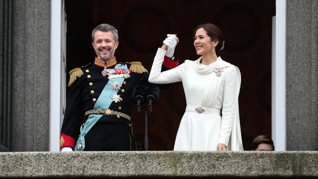 مع تتويج الملكة ماري، وصلت الموضة الدنماركية البسيطة إلى المسرح العالمي