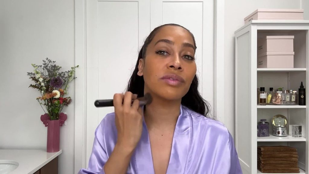 أفضل لحظات مكياج المشاهير من مجلة Vogue لعام 2023