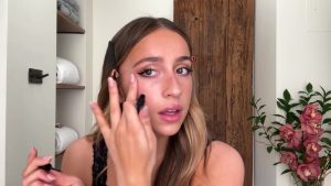 روتين تيت ماكراي الجديد للعناية بالبشرة وSunkissed Glam