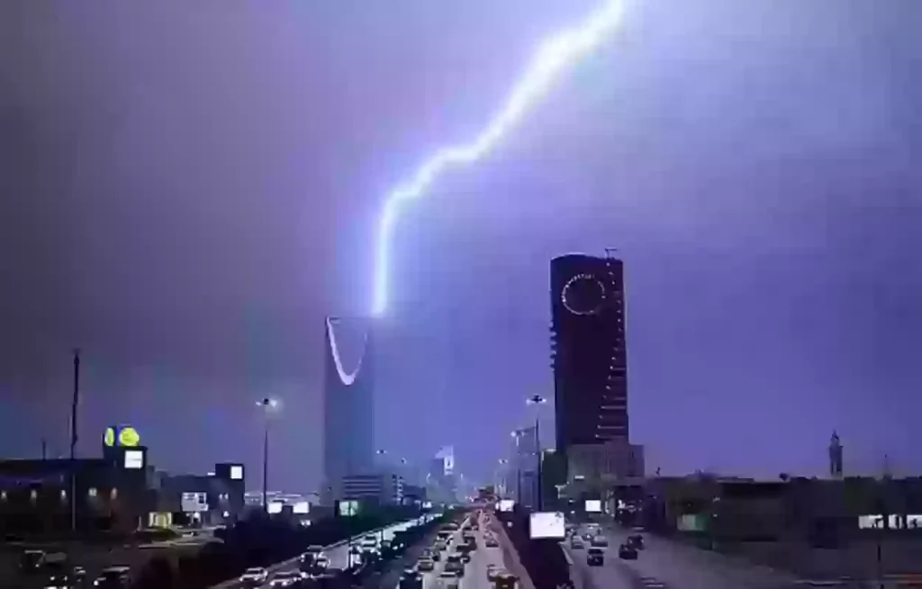 درجات الحرارة تصل للحدود الدنيا!! تعرف على طقس اليوم في السعودية.. والأرصاد تشدد التحذير