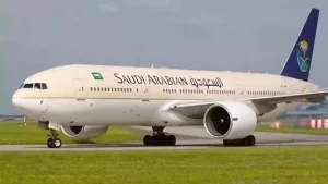 الخطوط الجوية السعودية تعلن… طريقة وشروط التسجيل على وظائف شاغرة برواتب مجزية
