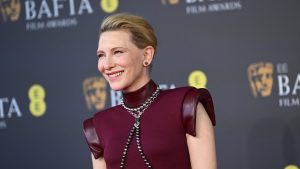 مجوهرات كيت بلانشيت المذهلة للجسم في حفل توزيع جوائز BAFTA 2024 تخفي رسالة قوية