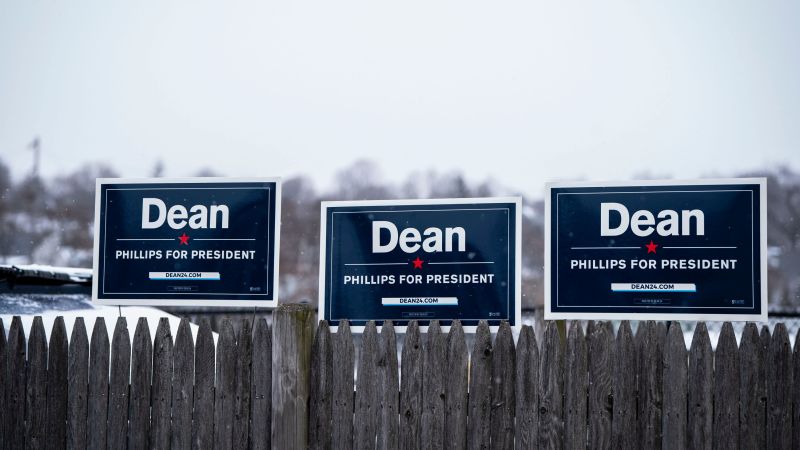 يعترف المستشار السابق لحملة دين فيليبس بدوره في مكالمة هاتفية مزيفة لبايدن