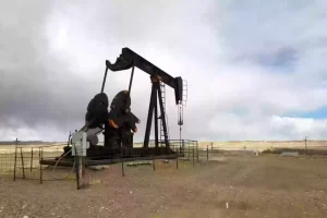 الإعلان المُنتظر لأوبك+ يتسبب في انتعاش أسعار النفط.. وقرار سعودي مفاجئ بشأن أسعار البيع