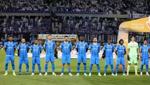 بعد الثلاثية في شباك العميد! البرازيلي يودع الهلال السعودي ويعود إلى موطنه.. صدمة للجماهير