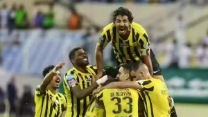 بعد اتهامه للهلال بالفوز بسبب لجنة التحكيم!! قائد الاتحاد السعودي أمام فوهة المدفع