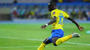 هل يقرر النصر التخلي عن “ساديو ماني”؟ رد حاسم من إدارة العالمي وكشف حقيقة الاستغناء عنه