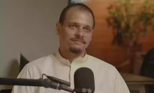 رد الخبير “خاشقجي” على سؤال “علي قرض عقاري ومعي مبلغ من المال أسدد القرض ولا ادفع شهريا؟”