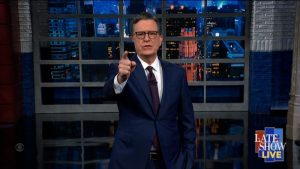 “على الجانب الديمقراطي، كانوا يرتدون اللون الأبيض. على الجانب الجمهوري، كانوا من البيض: كولبير على خطاب بايدن