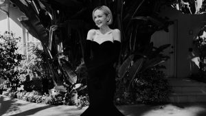 محررو مجلة Vogue يشاركون إطلالاتهم المفضلة في موسم جوائز 2024