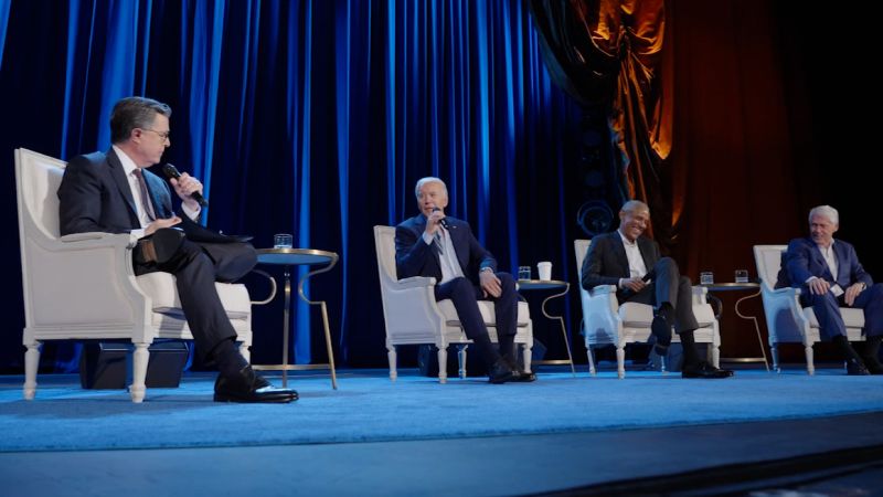 يسأل كولبير بايدن عن عدم حصوله على كأس نادي ترامب الدولي للغولف. اسمع رده