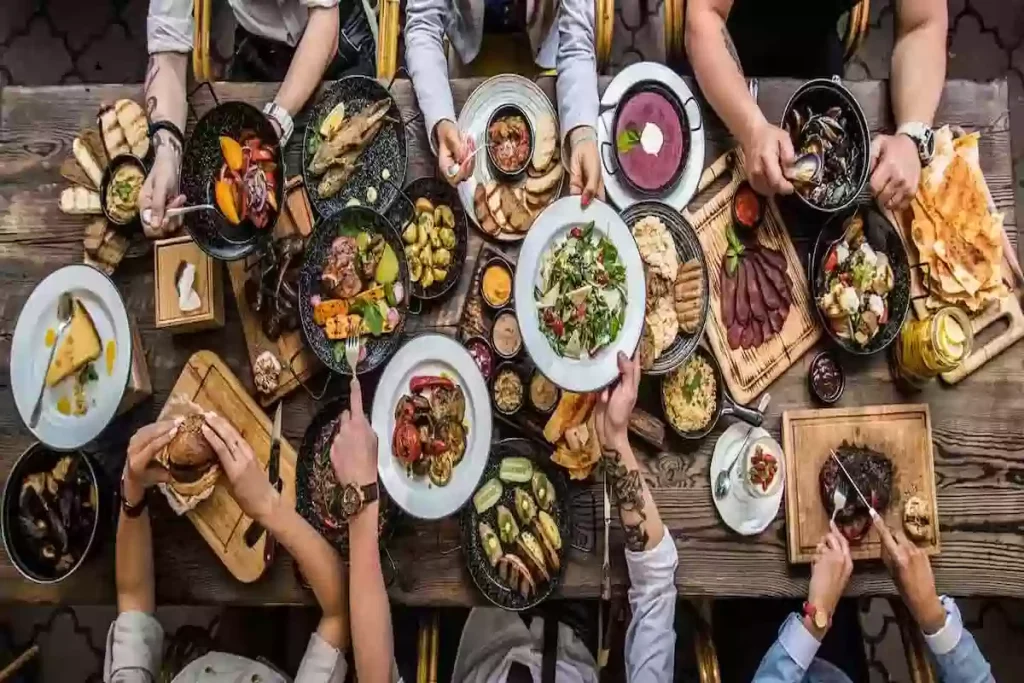 “عروض العيد” أفخم مطاعم يمنية في السعودية وأسعار أطباقها