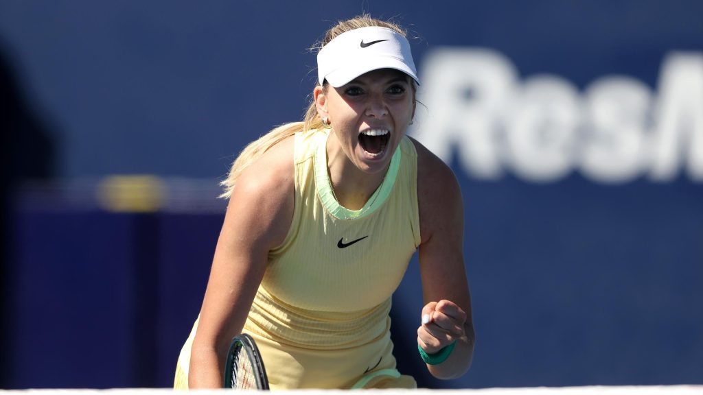 وصلت كاتي بولتر إلى الدور نصف النهائي في سان دييغو بفوزها بمجموعتين متتاليتين على دونا فيكيتش
