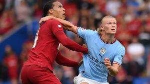 حصريًا: “إنه وحش” – هالاند يستمتع بمواجهة فان ديك في آنفيلد