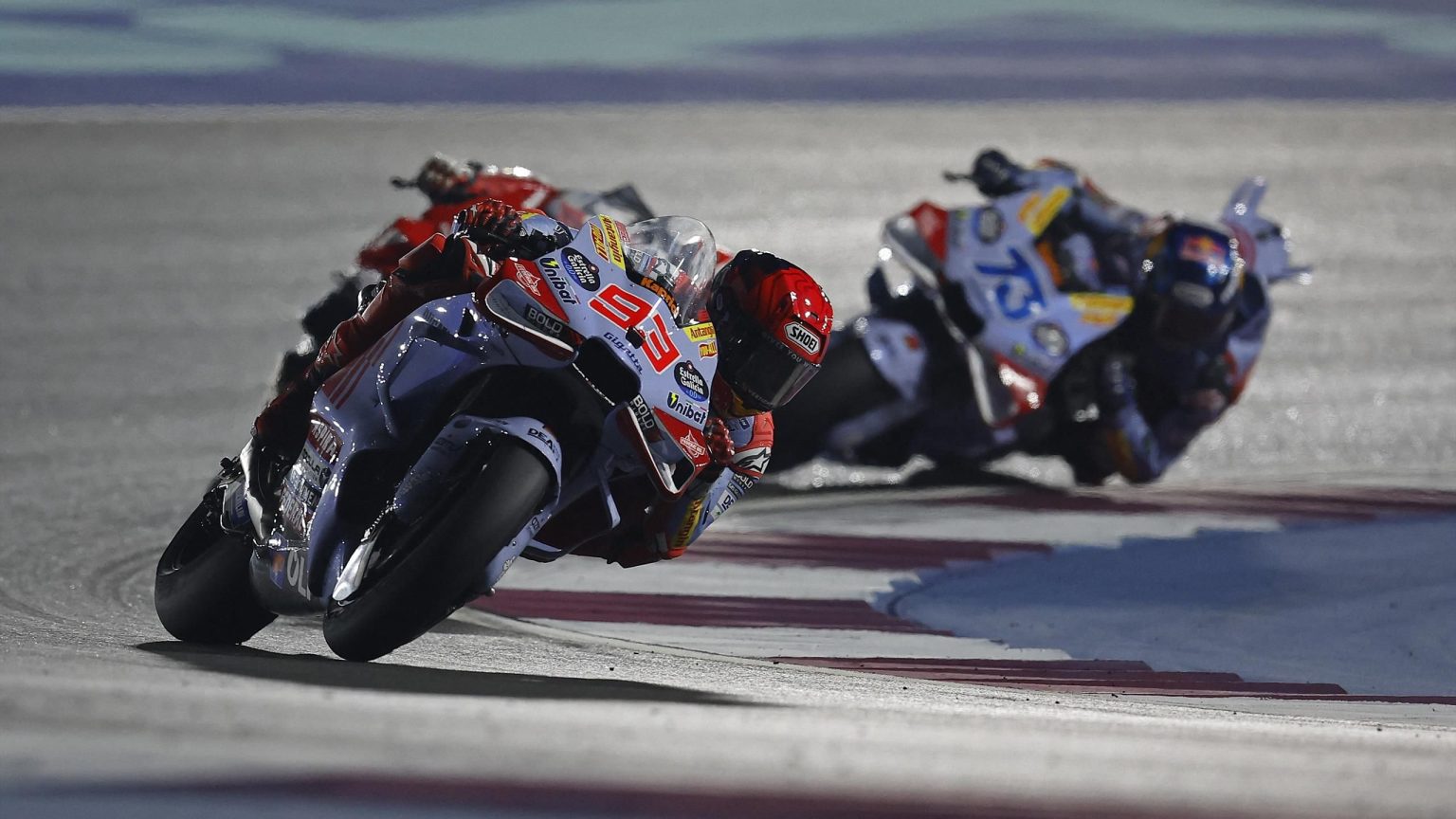 “احترس من مارك ماركيز” – بطل الدراجات النارية ست مرات أرسل رسالة إلى المنافسين في قطر، كما يقول سيلفان جينتولي