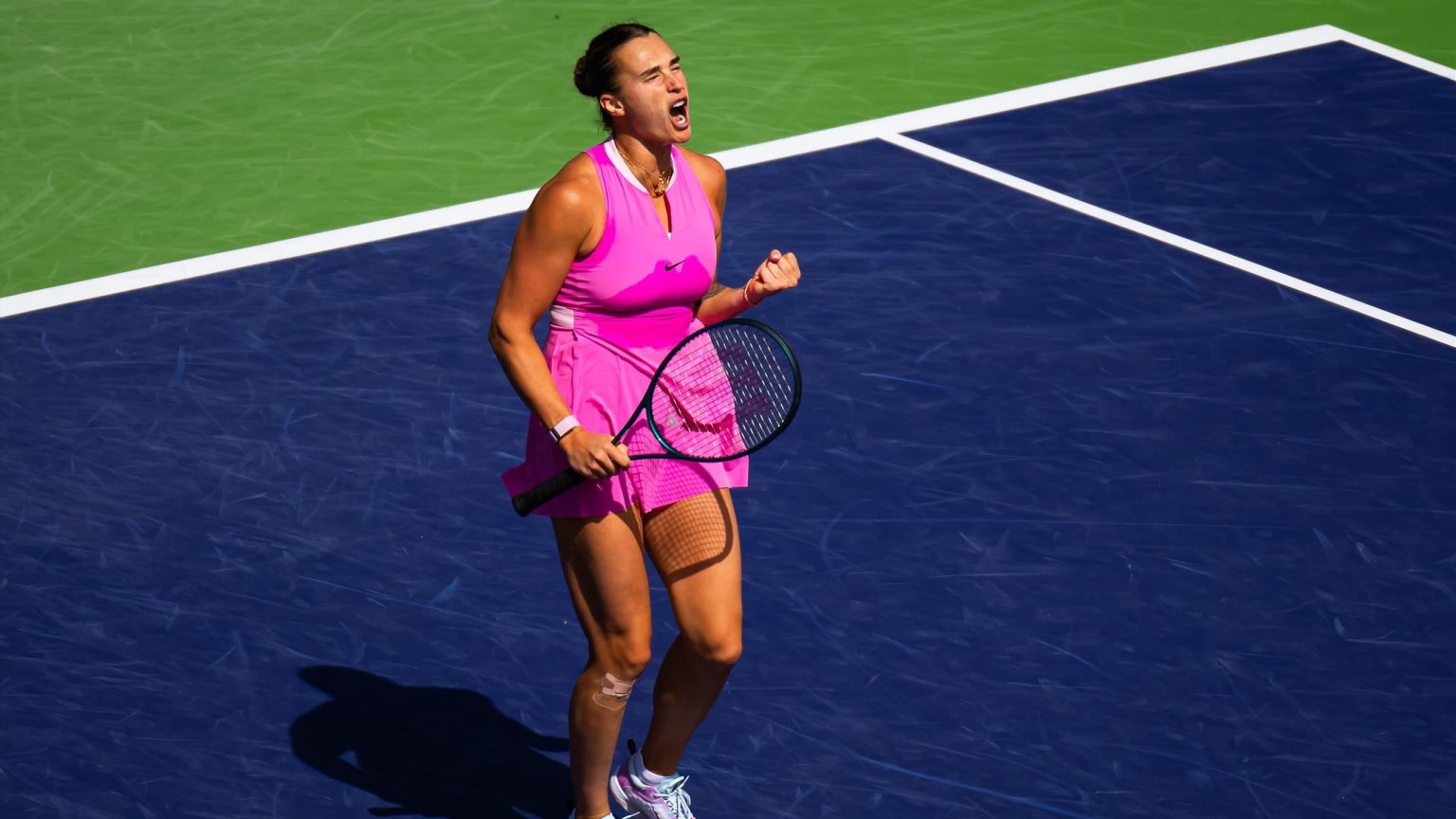 إنديان ويلز: “لقد لعبت تنسًا لا يصدق” – أرينا سابالينكا تشيد بإيما رادوكانو بعد تغلبها على معركة صعبة