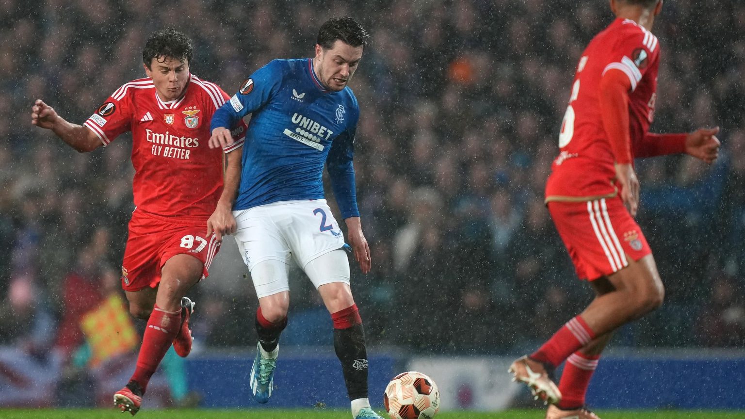 الدوري الأوروبي UEFA: فاز بنفيكا على رينجرز في إيبروكس ليتأهل إلى الدور ربع النهائي