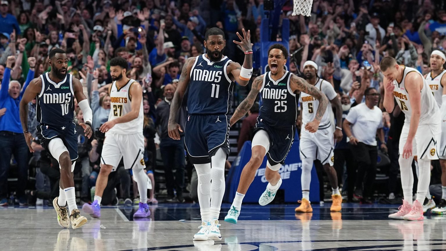 الدوري الأميركي للمحترفين: كيري إيرفينغ يسجل هدفاً رائعاً في فوز دالاس مافريكس، وفيكتور ويمبانياما يتألق أمام بروكلين نتس