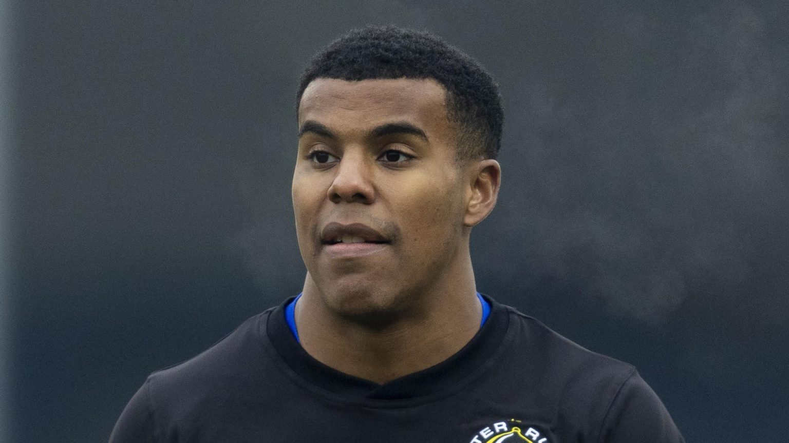 يقوم Feyi-Waboso بتمديد عقد طويل الأجل مع Exeter Chiefs