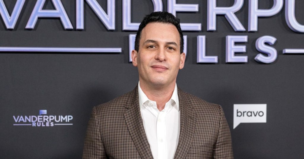 منتج “Vanderpump Rules” Alex Baskin يطلق سلسلة وثائقية عن الرياضات الواقعية “The Offseason”