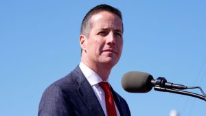 سيفوز بيرني مورينو، مرشح ترامب، بالانتخابات التمهيدية للحزب الجمهوري في مجلس الشيوخ في ولاية أوهايو، وفقًا لمشاريع سي إن إن