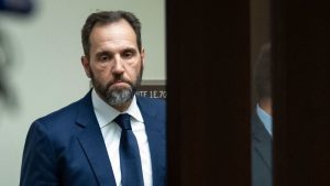 المستشار الخاص ينتقد طلب القاضي تعليمات هيئة المحلفين في قضية وثائق ترامب