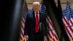 وكان من المقرر أن تبدأ محاكمة ترامب المتعلقة بأموال الصمت يوم الاثنين. إليك ما يحدث بدلاً من ذلك