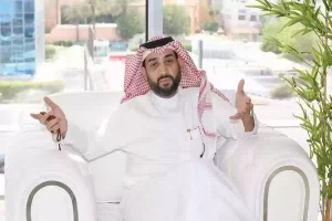 لا يهمنا موقف الهلال والديربي مباراة عادية!! رئيس الأهلي السعودي يتحدث بصفة المشجع