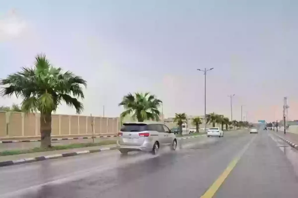 بيان عاجل!!! الأرصاد السعودية تشدد على توخي الحذر من طقس اليوم.. رياح شديدة وسيول