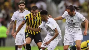 بعد هزيمة أهلي جدة | إليك الموعد والقنوات الناقلة لمباراة الاتحاد والتعاون في الدوري