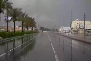 بيان تحذيري عاجل!! مناطق السعودية تستقبل موجة تقلبات حتى هذا اليوم.. والأرصاد تحذر