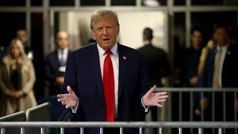 التحقق من الحقيقة: ادعاءات محكمة ترامب الكاذبة بشأن محاكمته