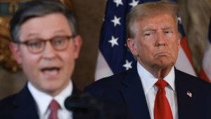 تعرف على السبب وراء عدم قدرة ترامب على إنقاذ جونسون