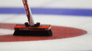 يتأهل فريق كندا وفريق السويد إلى نهائي بطولة العالم للكيرلنج 2024 للرجال