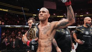 يصر بيسبنغ على أن بيريرا هو أحد “أكبر النجوم” في رياضة الفنون القتالية المختلطة “بلا شك”.