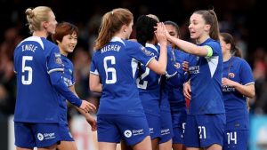 وضع تشيلسي الكؤوس الزرقاء خلفه ليتقدم إلى القمة بفوز مريح على فيلا