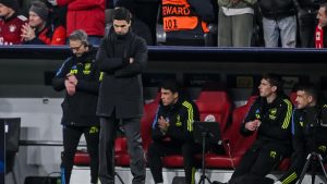 “لا أستطيع العثور على الكلمات المناسبة لرفعهم” – أرتيتا ينفتح على غرفة تبديل الملابس “المدمرة”.