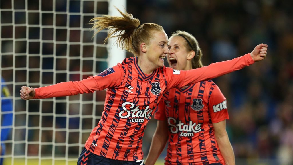 هدف بيرجفاند في مرماه يمنح إيفرتون الفوز على برايتون