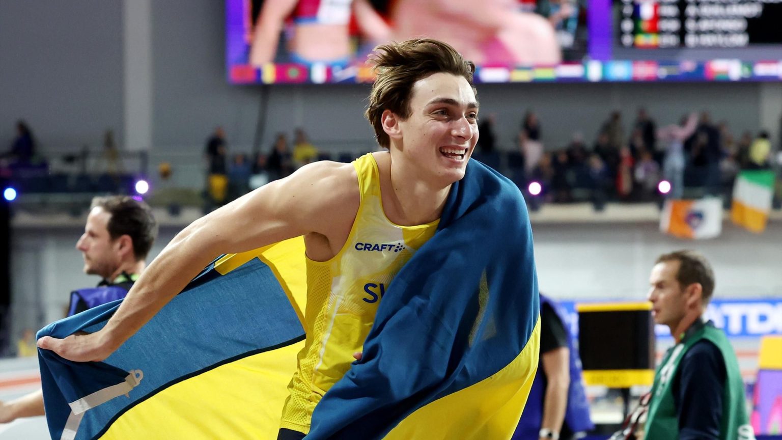 أرماند دوبلانتيس يحطم الرقم القياسي العالمي في القفز بالزانة للمرة الثامنة في الدوري الماسي في شيامن