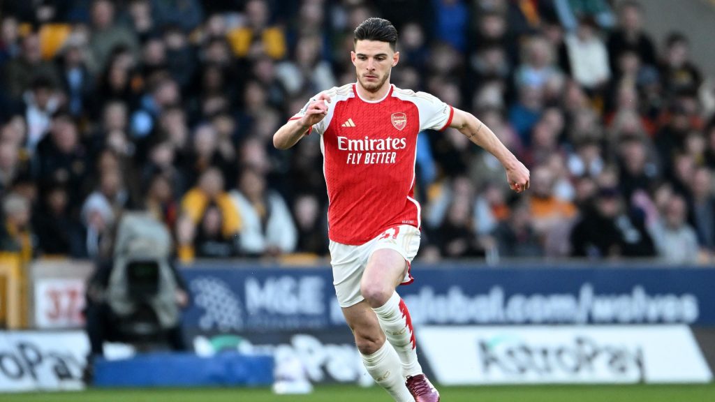 “إنه ساحر صغير” – أرتيتا يشيد بتأثير تروسارد بعد فوز أرسنال على ولفرهامبتون